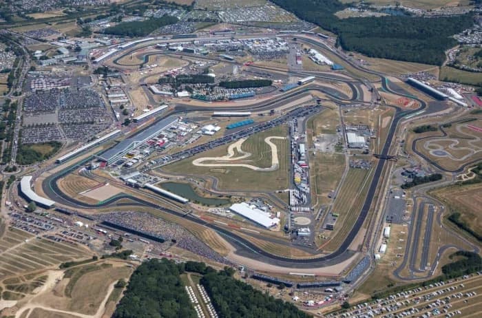 Silverstone: Il Cuore della Formula 1 e la sua Storia