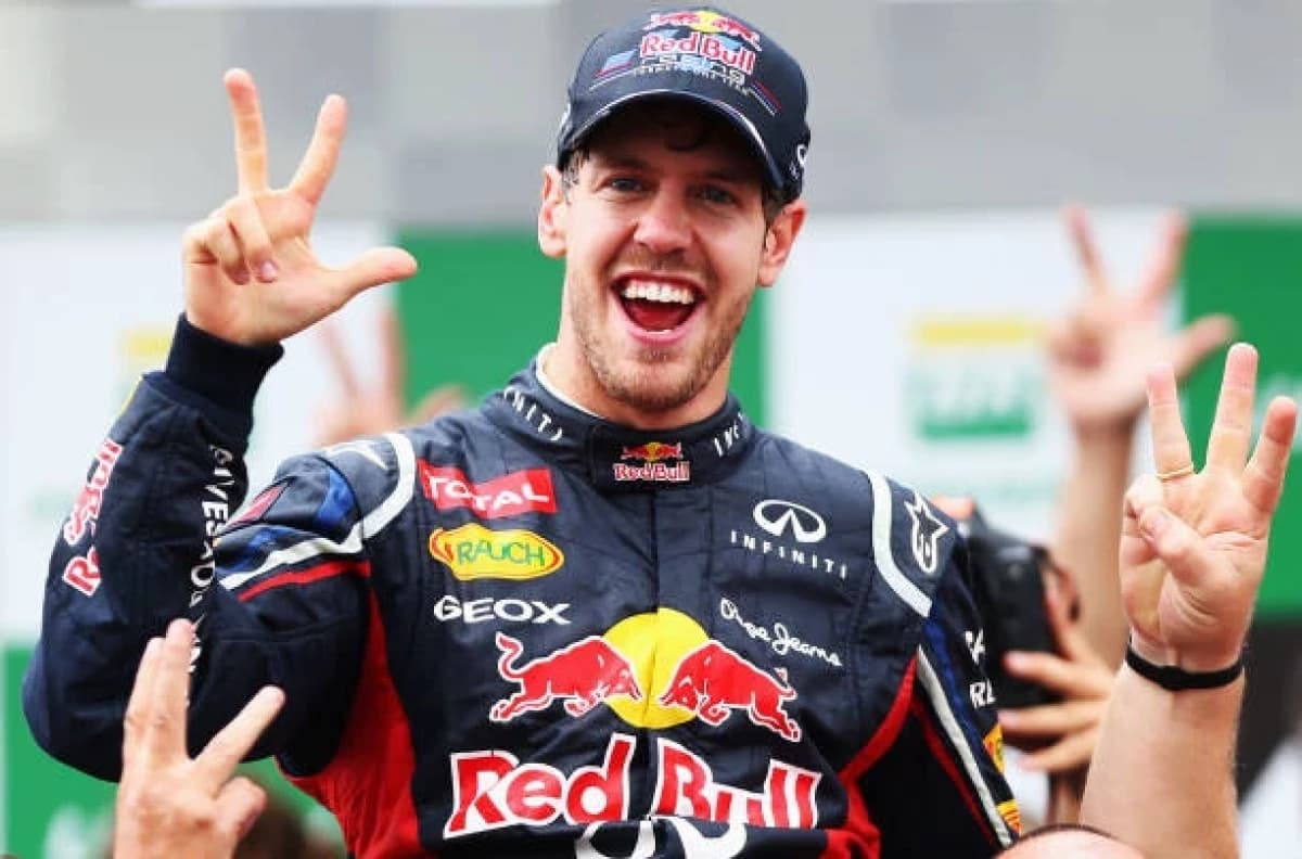 Sebastian Vettel: La Leggenda della Formula 1 Sebastian Vettel: La Leggenda della Formula 1